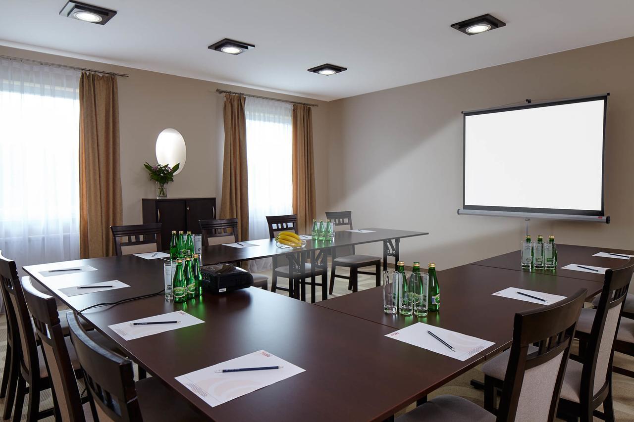Hotel Picaro Zarska Wies Poludnie A4 Kierunek Polska ازغوجالتس المظهر الخارجي الصورة